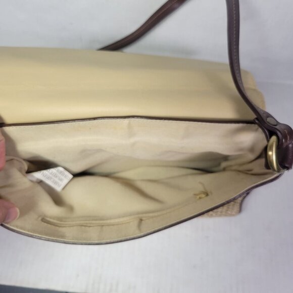 Rosetti Straw & Vinyl Crossbody Bag With Front Pocket & Adjustable Strap - Picture 4 of 10